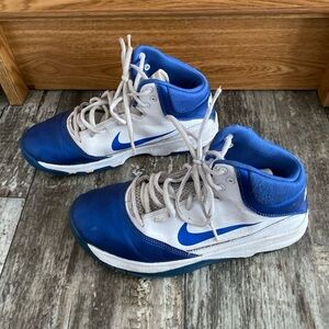 Blue/White Nike Elite Shoes Size 6 Youth